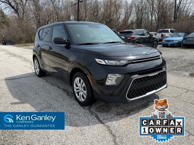 Cherry Black 2021 Kia Soul LX FWD SUV / Crossover Front-Wheel Drive Continuously Variable Transmission