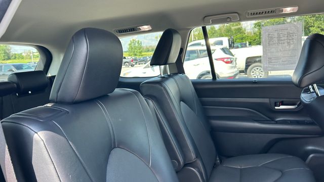 Used 2025 Toyota Grand Highlander Hybrid SUV