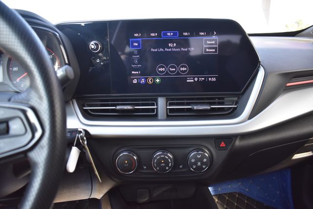 Used 2024 Chevrolet Trax SUV