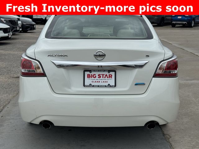 2014 Nissan Altima 2.5 S White at Joe Myers Mazda Kia