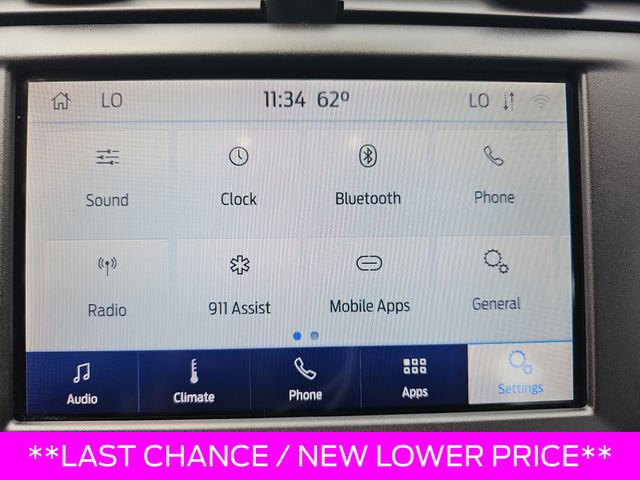 Used 2020 White Ford SE image 21