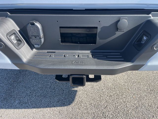 2025 Ford F-150 Lightning Flash:167865