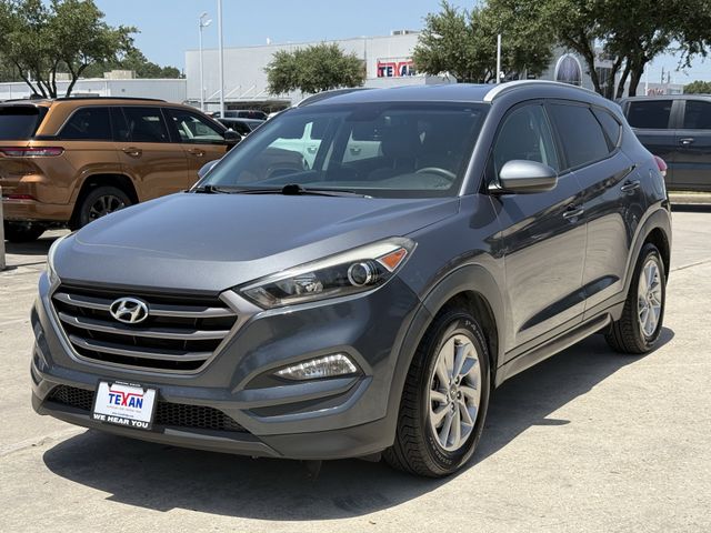 2016 Hyundai Tucson SE Gray at Community Honda