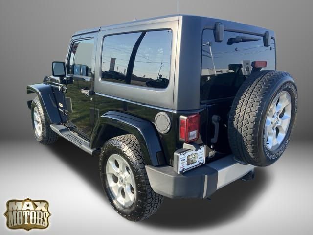 2014 Jeep Wrangler Sahara 6