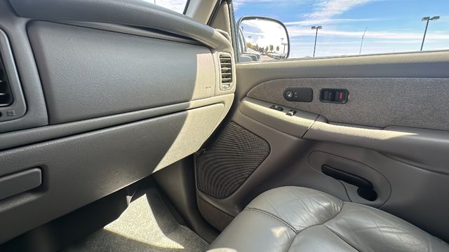 2002 Chevrolet Silverado 2500HD LT 31