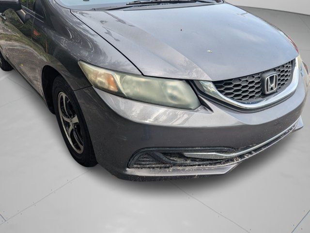 Used 2015  Honda SE image 41
