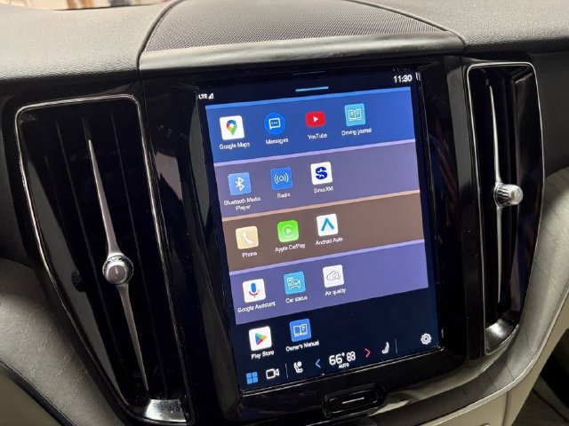 2024 Volvo XC60 Plus - Photo 28