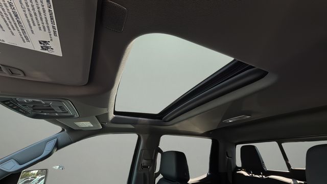 Used 2025 White Chevrolet LT Trail Boss image 19