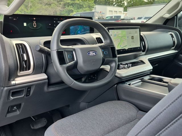 Used 2025 Silver Ford Active image 20