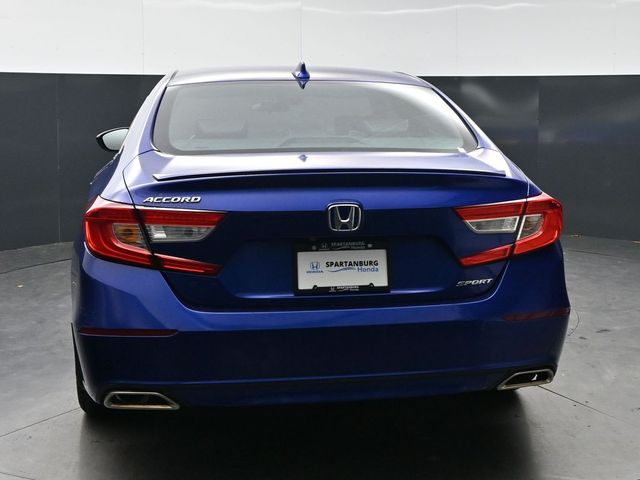 Used 2018  Honda Sport image 6