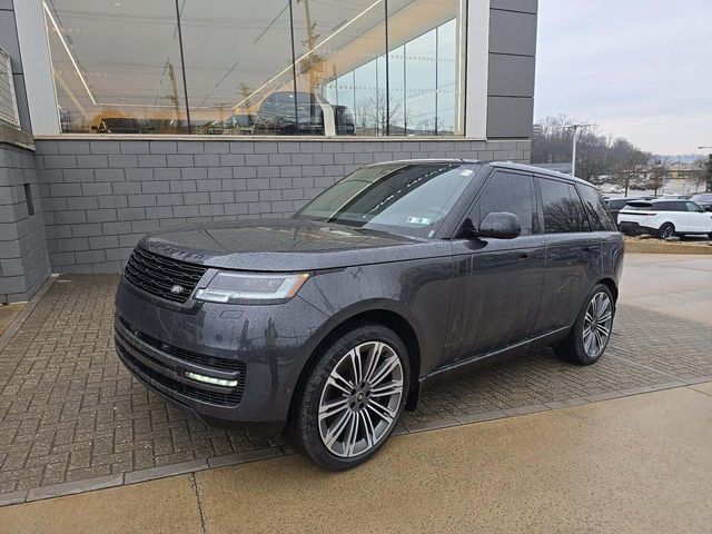 2025 Land Rover Range Rover P530 SE AWD