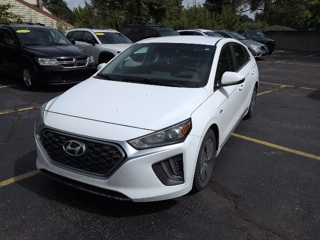 2020 Hyundai Ioniq 1.6 SE Hybrid DCT's photo