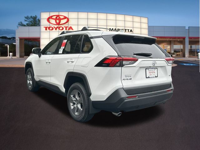 2024 Toyota RAV4 XLE 26