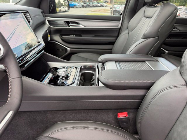 New 2026 Jeep Grand Wagoneer SUV