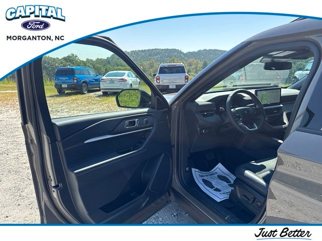 New 2027 Gray Ford Tremor image 12