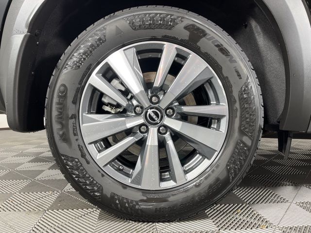 2025 Super Black Nissan Pathfinder SL 4X4 SUV