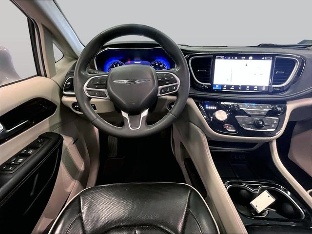 2022 Chrysler Pacifica Limited - 4