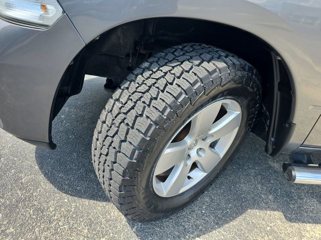 Used 2012 Mineral Gray Clearcoat Metallic Ram Express image 30