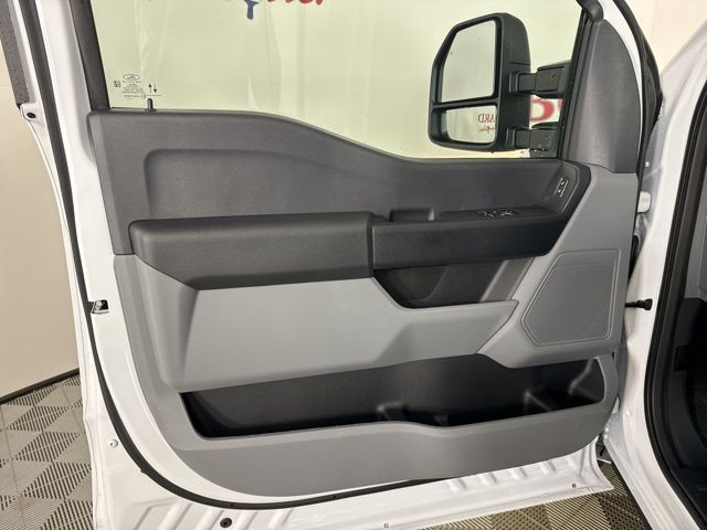 2024 Oxford White Ford Super Duty F-350 SRW XL RWD Truck