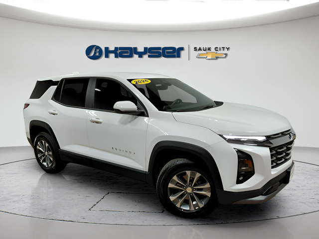 Summit White 2026 Chevrolet Equinox SUV / Crossover Four-Wheel Drive 8-Speed Automatic