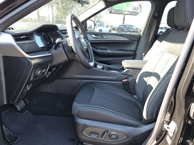 2026 Jeep Grand Cherokee L Laredo 4x4