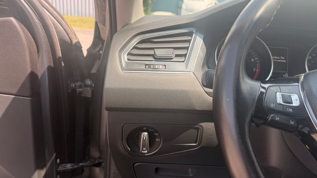 Used 2018 Volkswagen Tiguan SUV