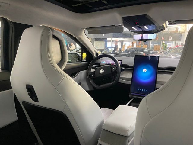 2023 Fisker Ocean thumbnail 30