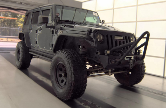 Used 2017 Jeep Wrangler SUV