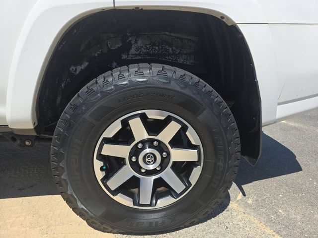 Used 2019 Super White Toyota TRD Off-Road image 33