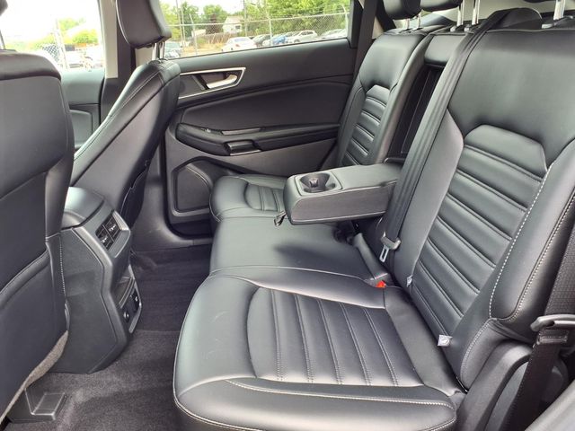2023 Ford Edge - Image 7