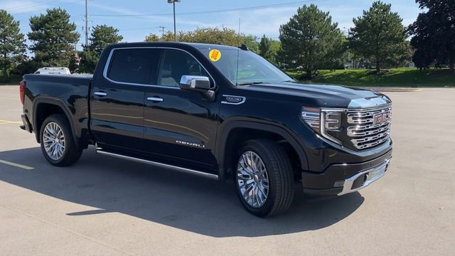 2022 GMC Sierra 1500 Denali 2