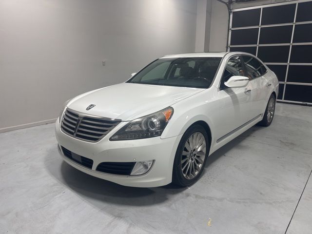 Satin 2014 Hyundai Equus Signature RWD Sedan Rear-Wheel Drive 8-Speed Automatic