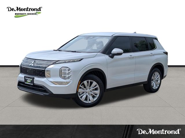 2026 Mitsubishi Outlander ES White at DeMontrond Gulf Freeway