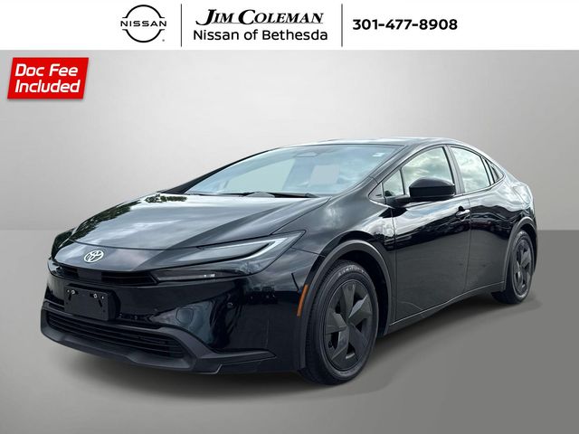 2025 Toyota Prius LE