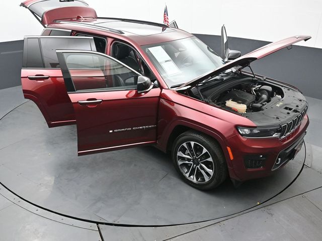 2021 Jeep Grand Cherokee L Overland 56