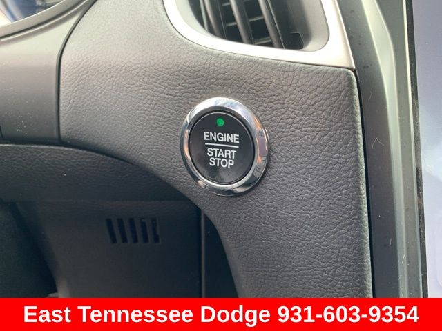 2023 Ford Edge SEL photo