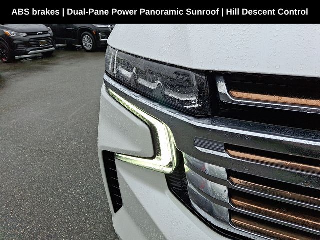 2023 Chevrolet Suburban High Country photo