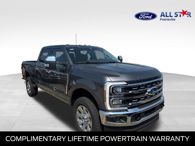 Carbonized Gray Metallic 2026 Ford F-250 Super Duty Pickup Truck Four-Wheel Drive Automatic