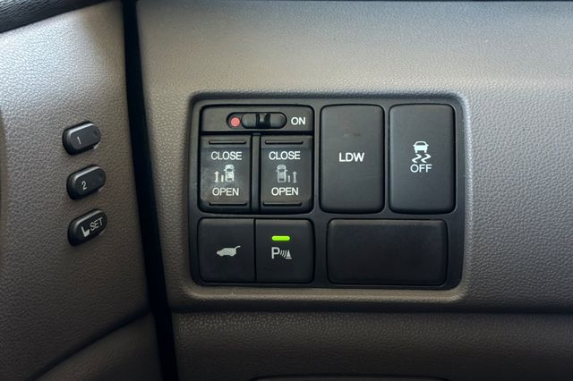 Used 2014 Honda Odyssey Van