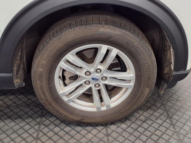 2023 Ford Explorer - Image 30