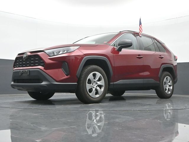 2021 Toyota RAV4 LE 34