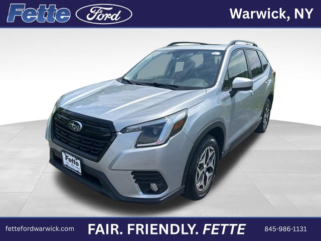 2023 Subaru Forester Premium Crossover AWD