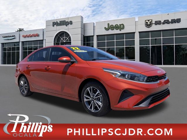 Fire Orange 2022 Kia Forte LXS FWD Sedan Front-Wheel Drive Continuously Variable Transmission