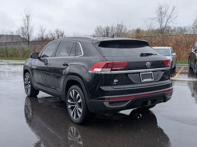 2020 Volkswagen Atlas Cross Sport - Image 3