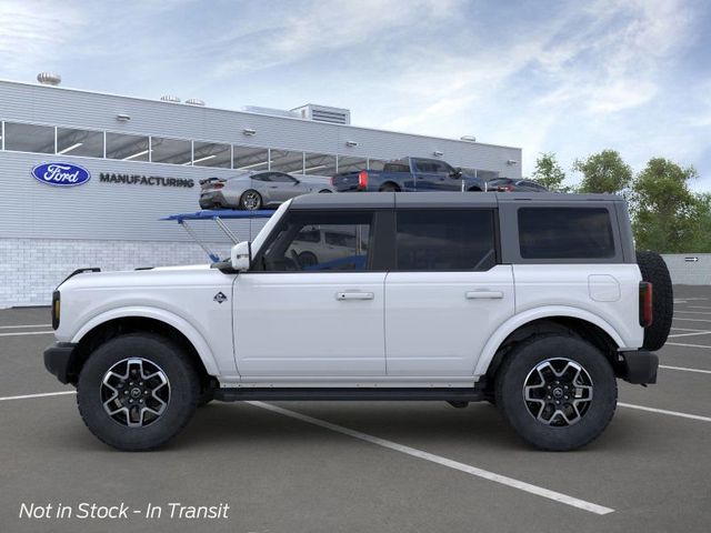 2024 Ford Bronco Outer Banks 4