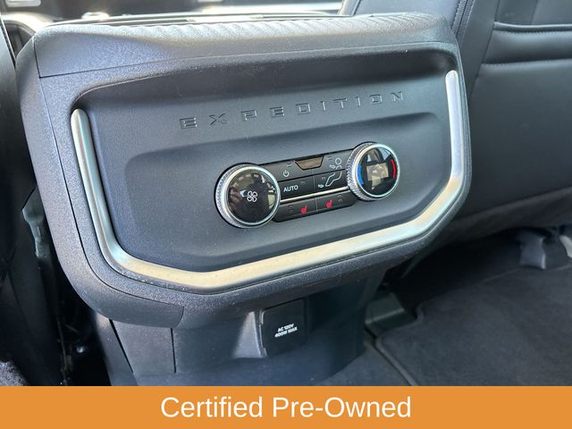 Used 2025 Silver Ford Platinum image 20