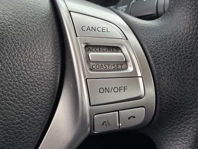 Used 2017 Nissan Altima Sedan