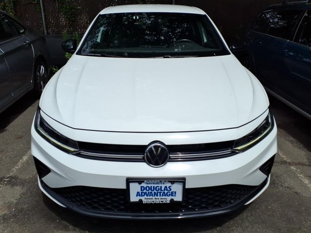 2025 Volkswagen Jetta - Image 3