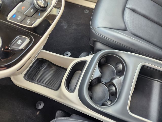 2024 Chrysler Pacifica Touring L Black at Community Honda