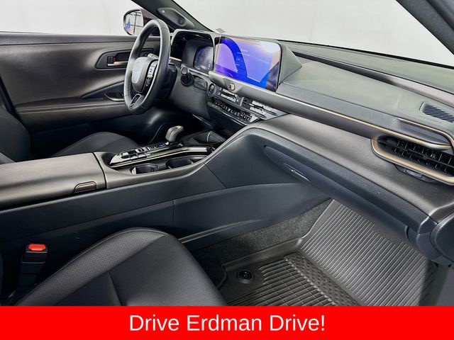 Used 2025 Toyota Crown Sedan